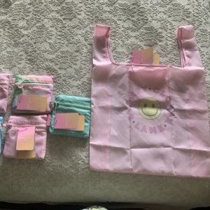 Reusable fold up bags (6) NWT